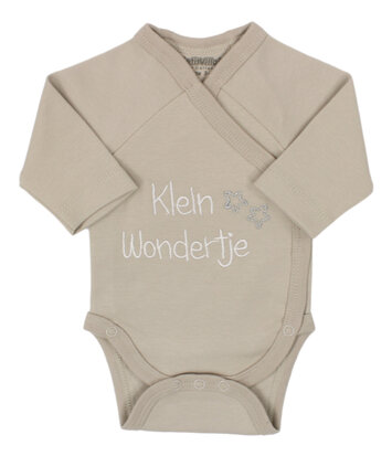[556532] PetitVillain | Geboortebody Klein Wondertje Lange Mouw Zand M50-62