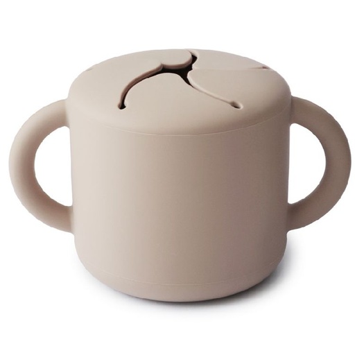[453939] BEWAARPOTJE, Snack cup, ivory, ecru, siliconen, 1x 400ml, de gleuven in het deksel voorkomen dat snacks eruit vallen
